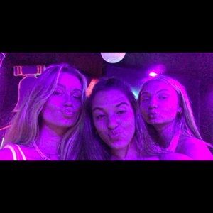 Meet your Posher, Hope